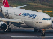 У Turkish Airlines снова сбои, агенты сообщили о драке в аэропорту