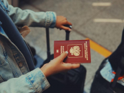 Туристы не улетели в Турцию из-за ошибки в загранпаспорте и подали в суд на турагента