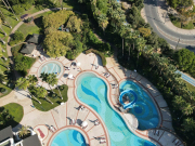 Россияне занимают первое место по числу гостей в Турции, но турпоток снизился