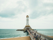 Туроператоры сообщили, что происходит с туристами на Хайнане из-за тайфуна Матмо