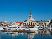 Пассажиры первого парома из Трабзона не могут сойти на берег в Сочи