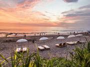 Туристов на Бали массово останавливают для проверки документов