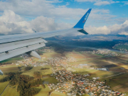 Из-за закрытия неба над Ираном российские туристы не могут вылететь в ОАЭ