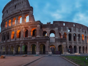 Визовый центр Италии временно прекращает прием документов