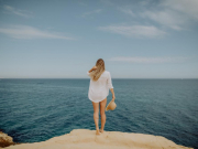 «Продажи могут просесть, но горящих туров не ждем»: туроператоры рассказали о сезоне-2026