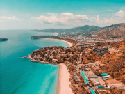 Российские туристы вторые сутки не могут вылететь с Пхукета