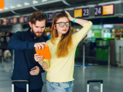 Из-за переноса рейса туристам придется отмечать годовщину свадьбы в воздухе