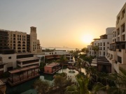 Jumeirah Al Naseem: морской бриз, пляж у «Паруса» и лагуна с черепахами