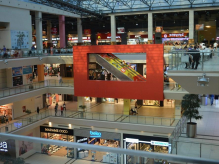 Гид пригрозил туристам, что за отказ от шопинга «не посадит их в автобус»