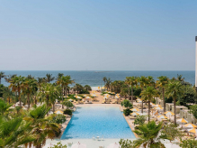 Гастрономическое путешествие в Delano Dubai: от турецкого завтрака до барбекю у бассейна