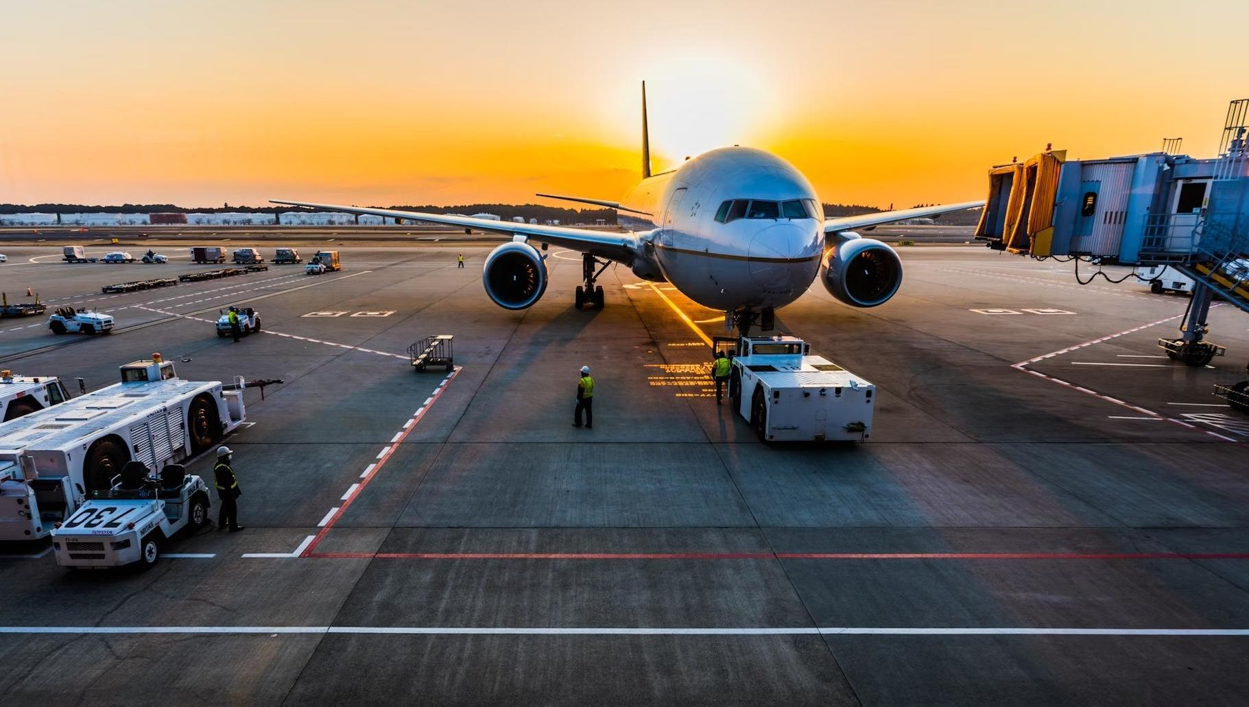 Туроператоры пересаживают туристов с рейсов Southwind в Турцию на Azur Air