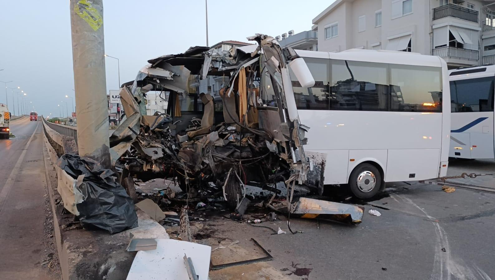 В ДТП с автобусом в Анталье пострадали российские туристы
