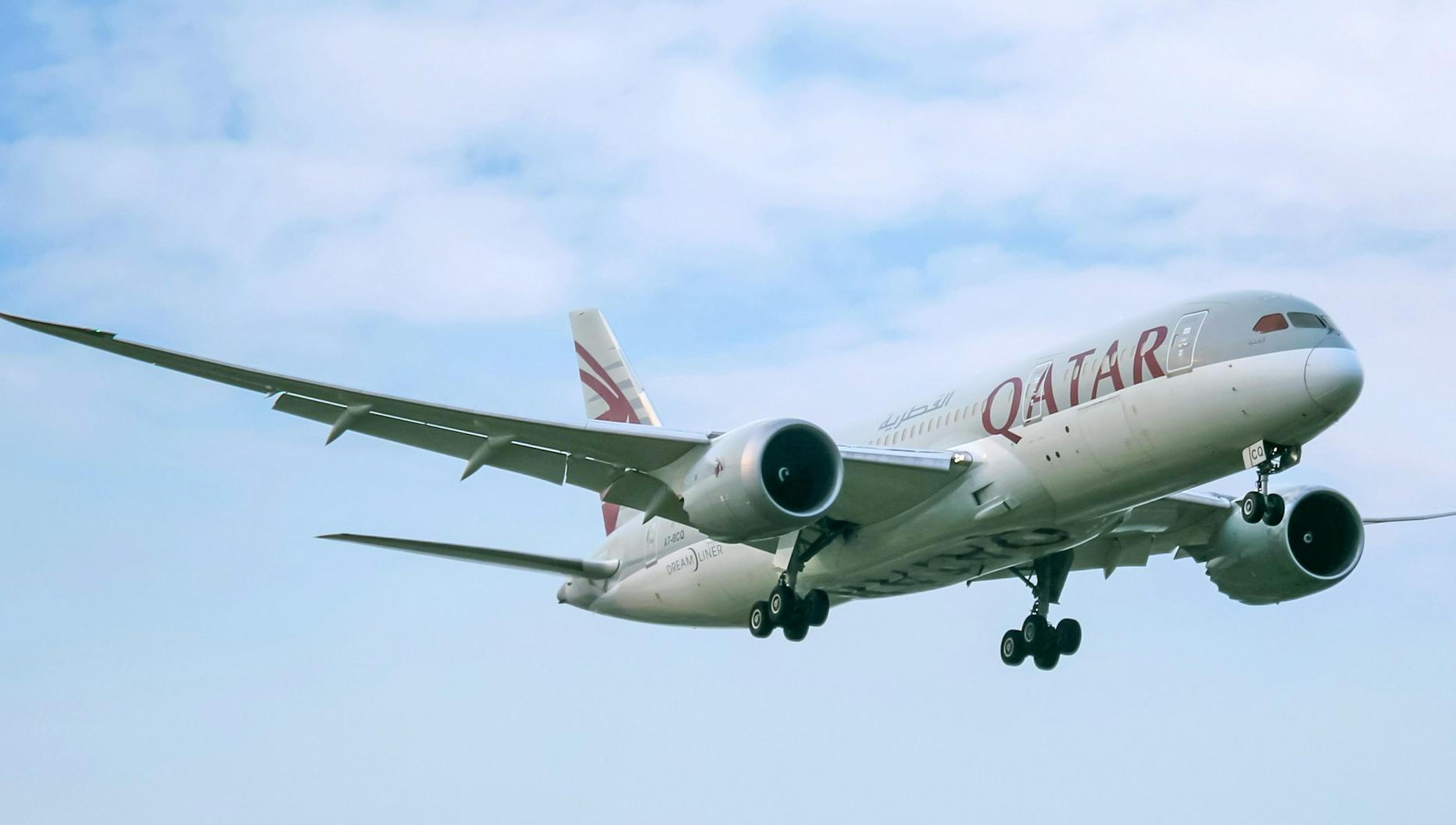 Время рейсов Qatar Airways из России в Катар выросло на 1,5 часа