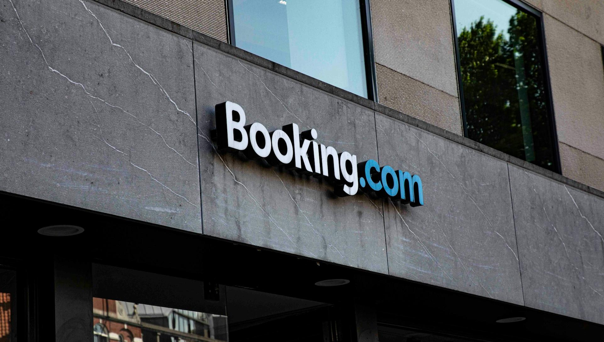 Агрегаторы просят не пускать в Россию Booking.com и Airbnb