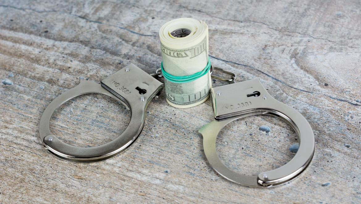 Более 1,3 млн руб. заплатила москвичка за туры в Турцию предполагаемому мошеннику