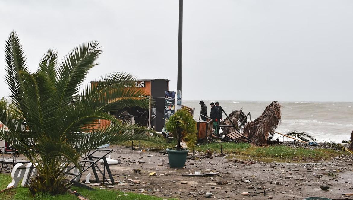 На Кубу и Доминикану движется мегаураган