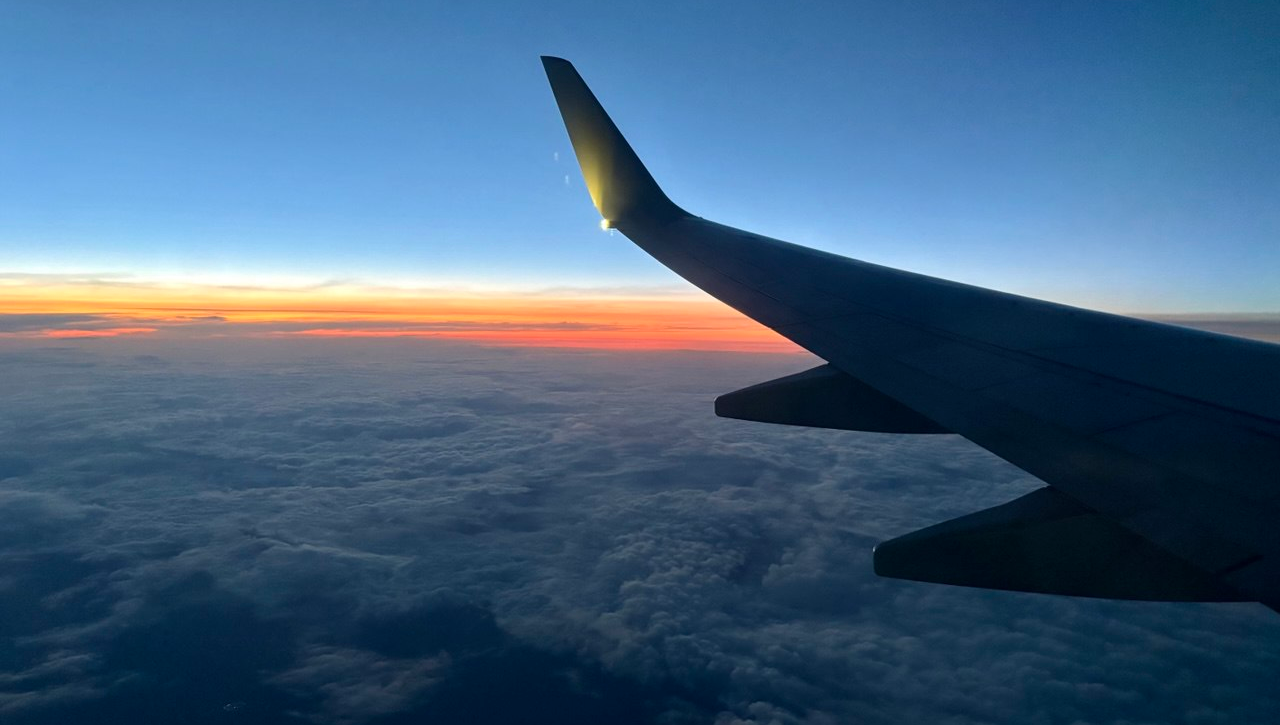 Emirates просит приезжать в аэропорт заранее, а в Египет летят со стыковками из-за замены борта