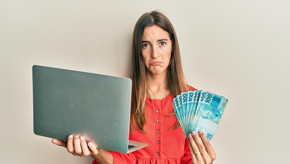 Турагент из Ярославля присвоила деньги клиентов и продолжает работу