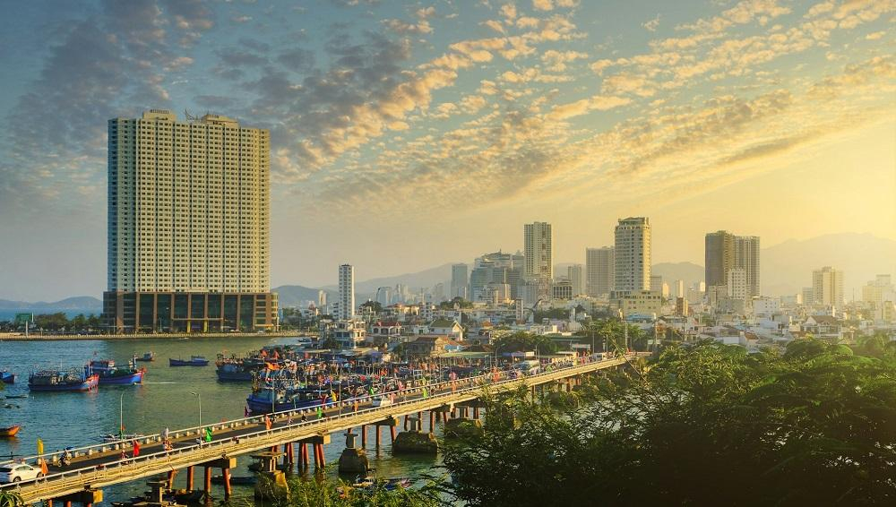 Сотни туристов застряли в Нячанге: рейс в Москву задержан вторые сутки