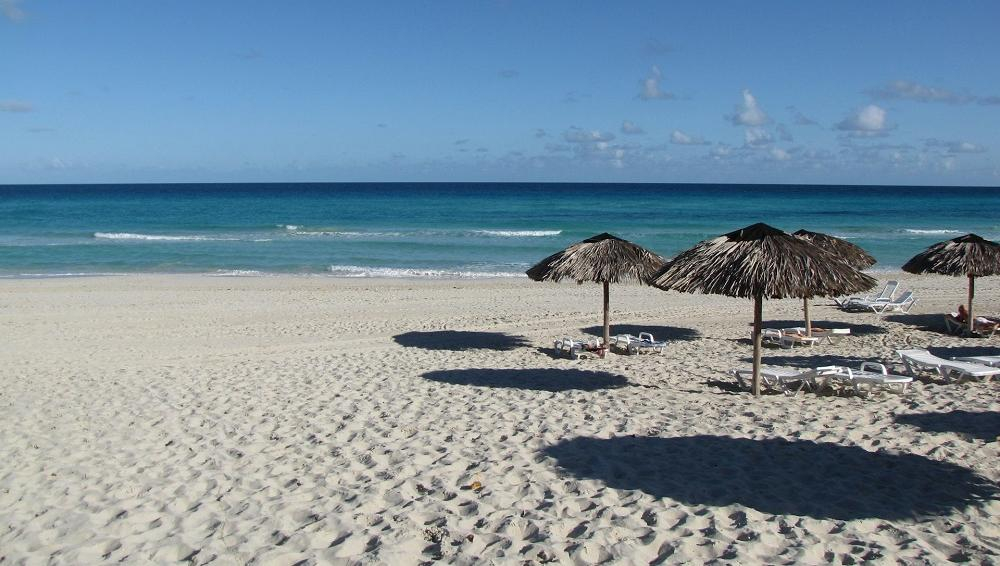 Турагенты сообщают о приостановке бронирований Кубы