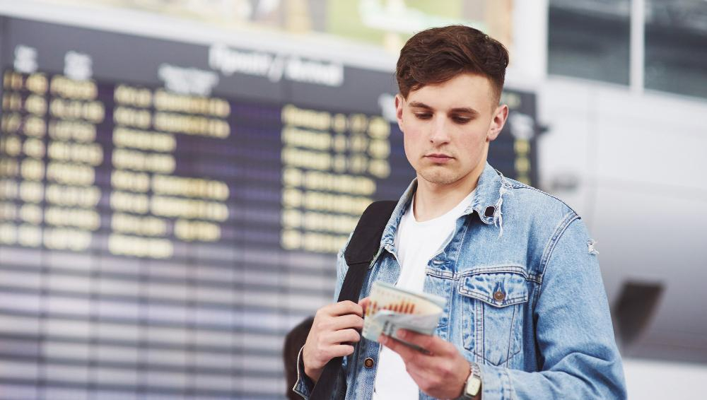 AZUR air отменяет часть рейсов в Таиланд и Вьетнам