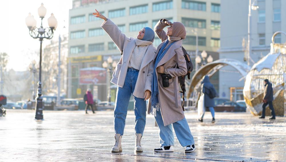 Въездной турпоток в Россию упал в разы из-за конфликта на Ближнем Востоке