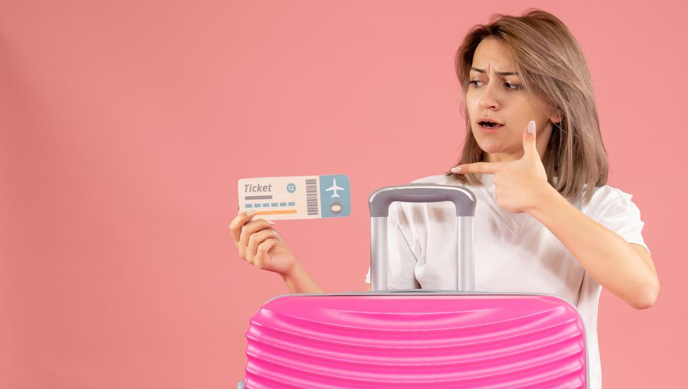 Туроператор рассказал, как подорожают туры за рубеж из-за доплат за топливо