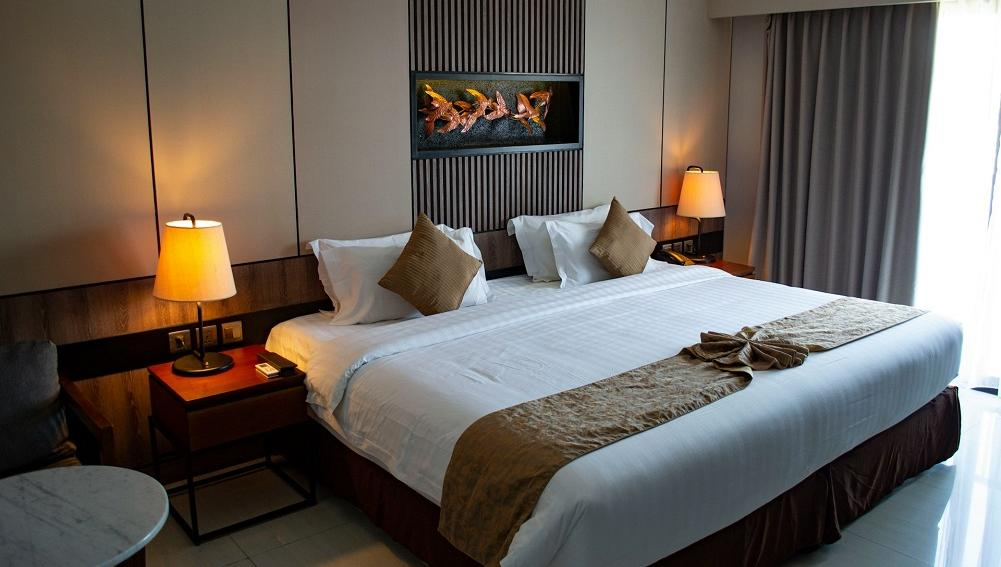 Отели стали чаще уходить с рынка: спрос и цены снижаются