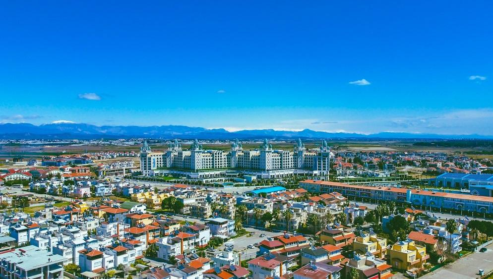 В пятизвездочных отелях в Белеке жалуются на неприятный запах